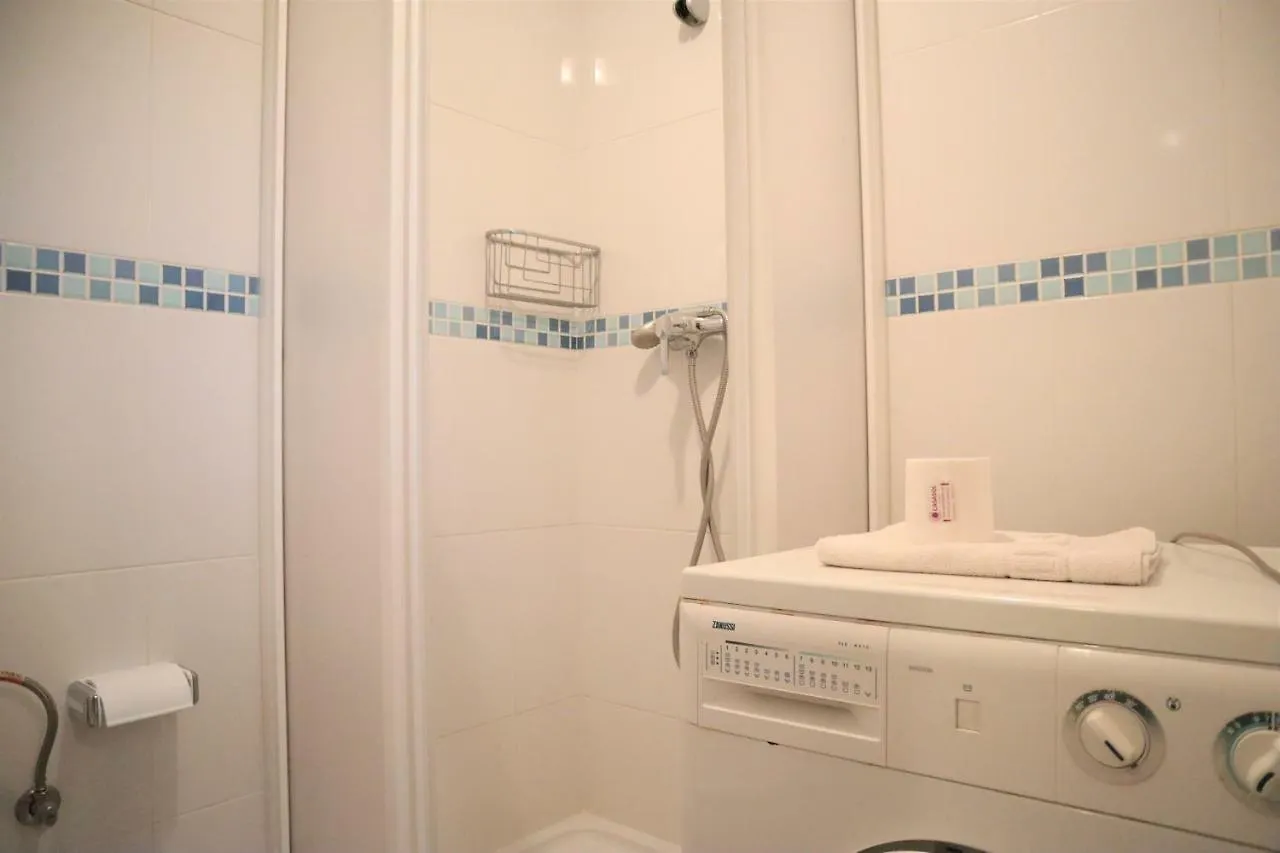 Carabeo 25 Studios Casasol Nerja 0*,